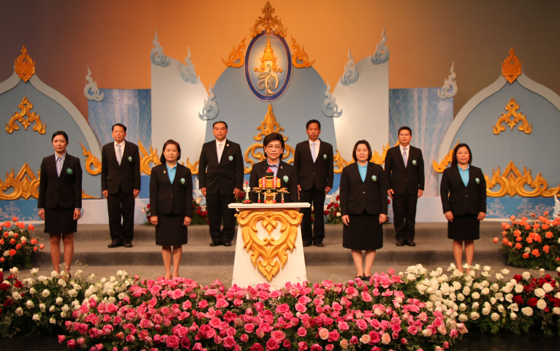 สถาบันวิจัยและพัฒนาพื้นที่สูง(องค์การมหาชน)ร่วมแสดงความจงรักภักดีบันทึกเทปโทรทัศน์ถวายพระพรเนื่องในวันแม่แห่งชาติ12สิงหาคม2560