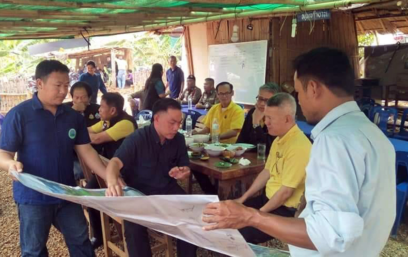 ผู้ว่าราชการจังหวัดตากเข้าเยี่ยมบ้านผาผึ้ง​-ศรีคีรีรักษ์​