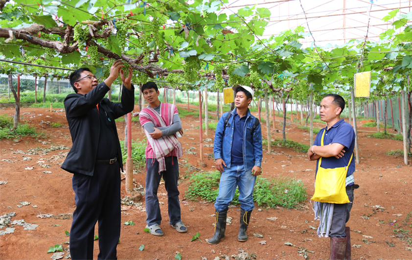 ผู้อำนวยการสวพส.เข้าติดตามงานศูนย์ฯแม่แฮจ.เชียงใหม่