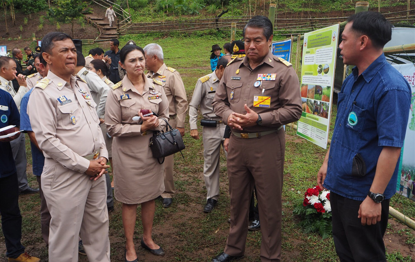 สวพส.ร่วมต้อมรับองคมนตรีและคณะในพื้นที่โครงการอันเนื่องมาจากพระราชดำริพื้นที่ภาคเหนือ