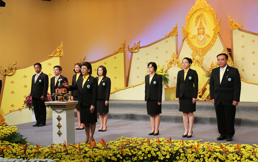 คณะเจ้าหน้าที่สวพส.ร่วมบันทึกเทปถวายพระพรเนื่องในวโรกาสมหามงคลวันเฉลิมพระชนมพรรษาสมเด็จพระเจ้าอยู่หัว