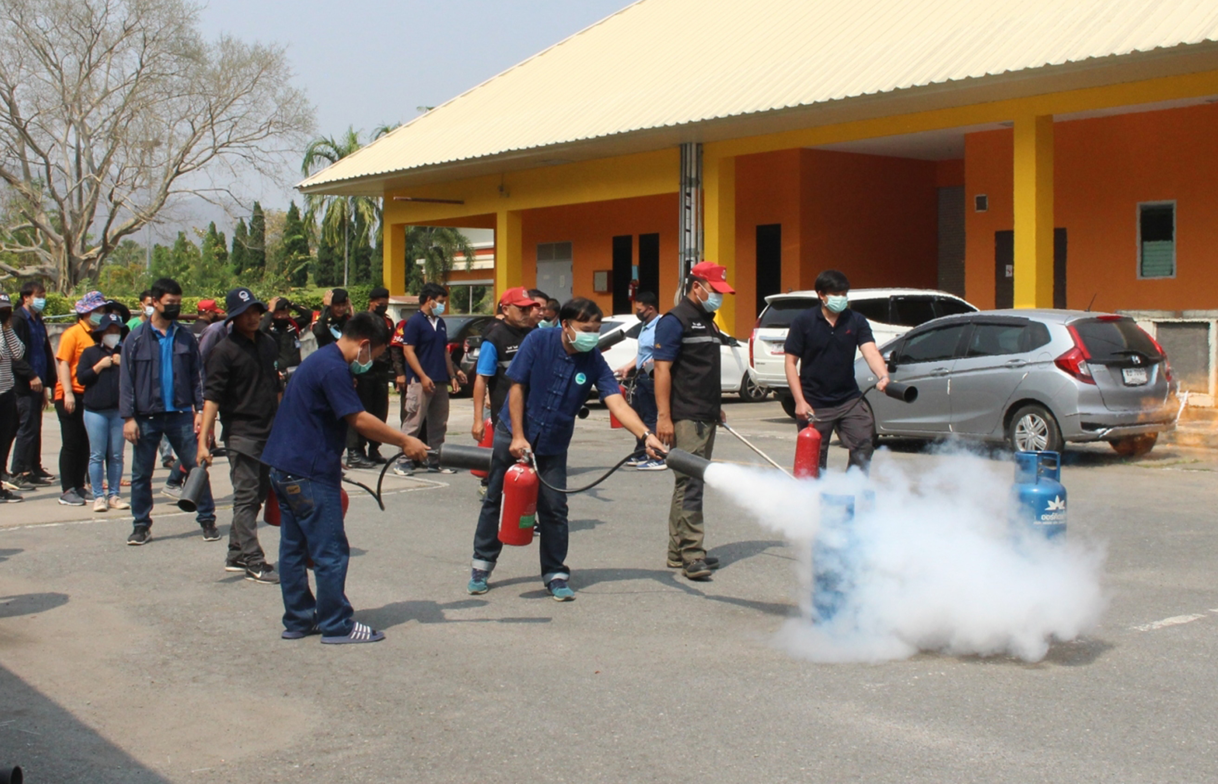 สวพส.เตรียมความพร้อมซ้อมดับเพลิงและปฐมพยาบาลเบื้องต้น