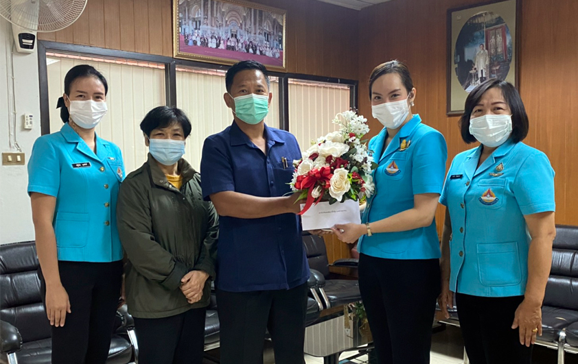 สวพส.ร่วมสนับสนุนดอกไม้ที่ระลึกวันทหารผ่านศึก