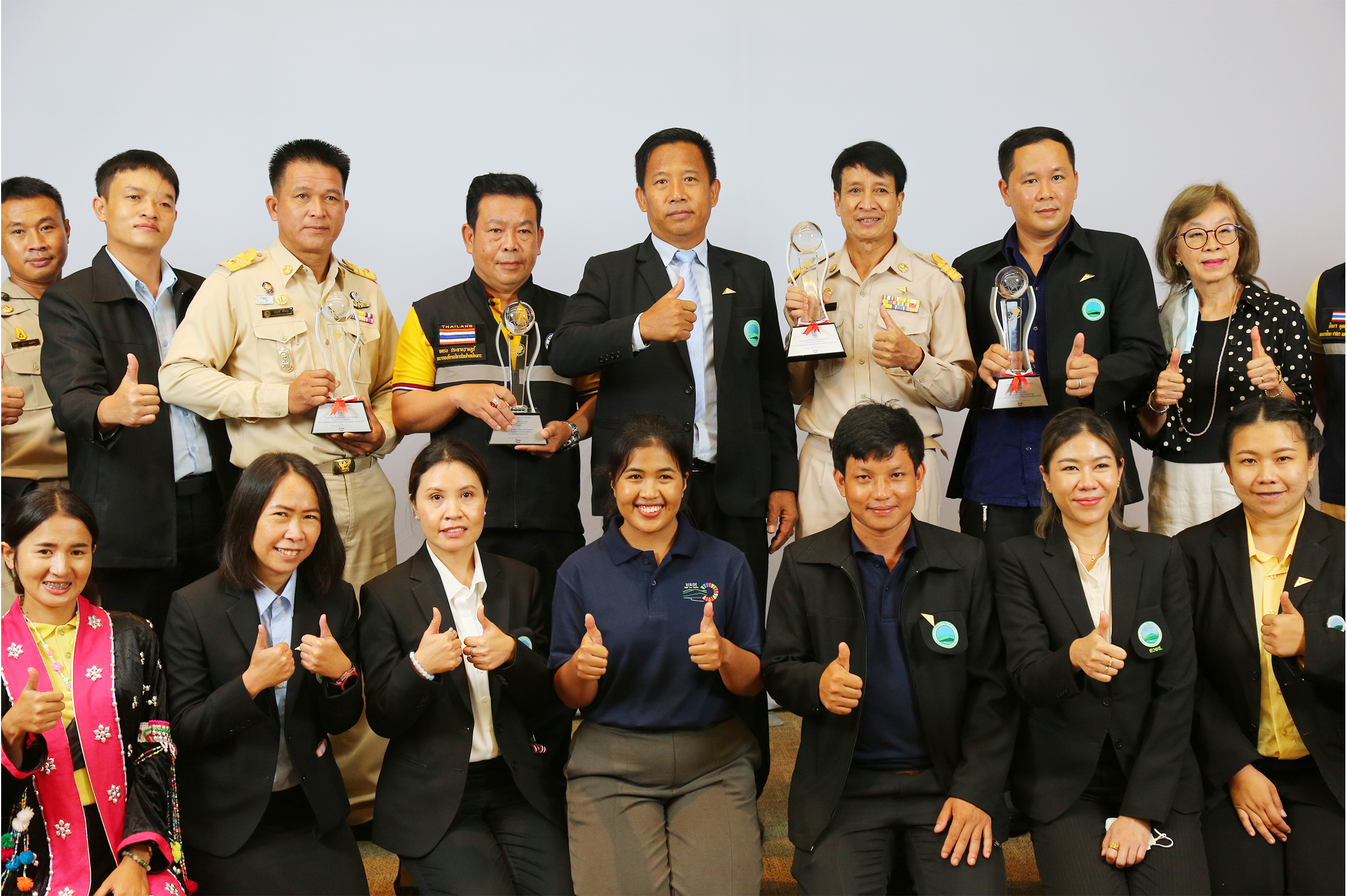 สวพส. คว้า 8 รางวัลเลิศรัฐ ประจำปี 2565 