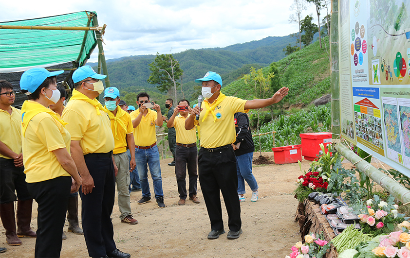 พลิกฟื้นผืนป่าสืบสานรักษาต่อยอดสู่การพัฒนาอย่างยั่งยืน